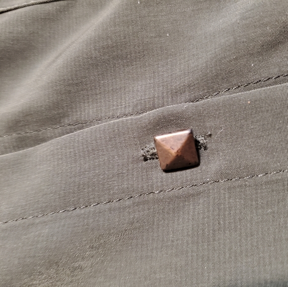 Rock & Republic Co. Button down top - Picture 7 of 8